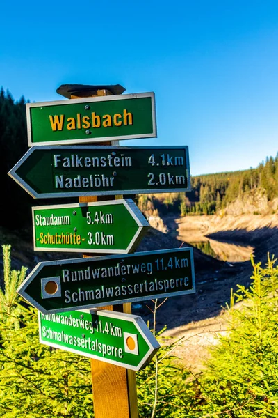 Höstpromenad Runt Den Smala Vattendammen Thüringen Tambach Dietharz Tyskland — Stockfoto