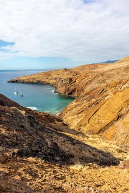Çiçek adasındaki yolda Madeira ve çok yönlü manzarası - Madeira - Portekiz 