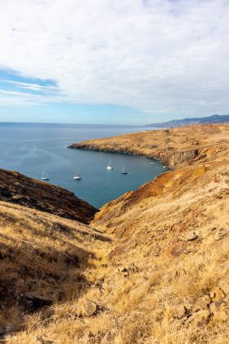 Çiçek adasındaki yolda Madeira ve çok yönlü manzarası - Madeira - Portekiz 