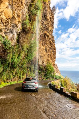 Madeira 'nın batı kıyısında Atlantik Okyanusu' nun muhteşem manzarası Madeira - Portekiz 