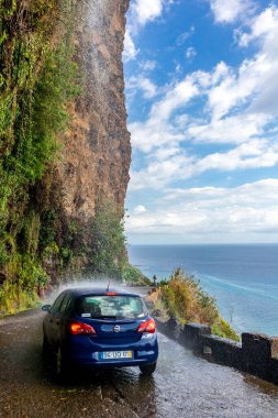 Madeira 'nın batı kıyısında Atlantik Okyanusu' nun muhteşem manzarası Madeira - Portekiz 