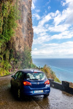Madeira 'nın batı kıyısında Atlantik Okyanusu' nun muhteşem manzarası Madeira - Portekiz 