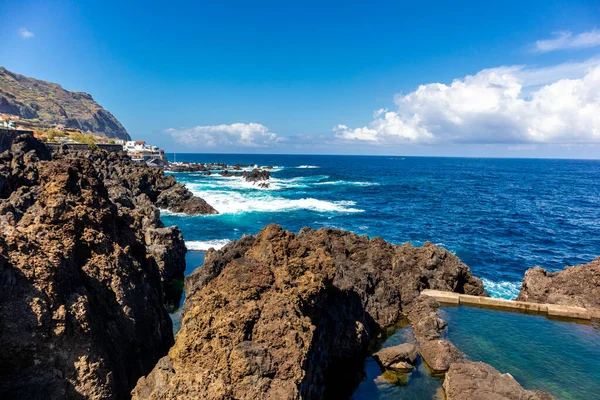 Cestě Severní Stranu Madeiry Pod Porto Moniz Fantastickým Výhledem Atlantický — Stock fotografie
