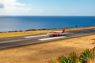 Madeira 'nın güzel manzarası boyunca Atlantik Okyanusu' nun muhteşem manzarası Madeira - Portekiz 