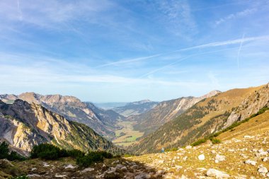 Oberstdorf-Bavyera yakınlarındaki Allgu 'da küçük bir sonbahar yürüyüşü - Almanya