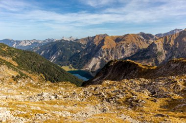 Oberstdorf-Bavyera yakınlarındaki Allgu 'da küçük bir sonbahar yürüyüşü - Almanya