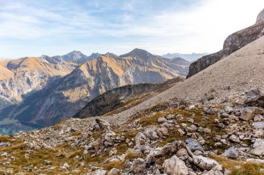 Oberstdorf-Bavyera yakınlarındaki Allgu 'da küçük bir sonbahar yürüyüşü - Almanya