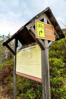 Zella-Mehlis yakınlarındaki Thuringian Ormanı 'ndaki Ruppberg' e yürüyüş - Almanya