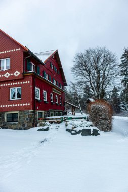 Thüringen Ormanı 'nın tepelerindeki güzel kış manzarası Floh-Seligenthal - Thüringen - Almanya