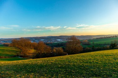 Schmalkalden 'in güzel, yarı keresteli kasabasında bir gün, her yönüyle, Thüringen.