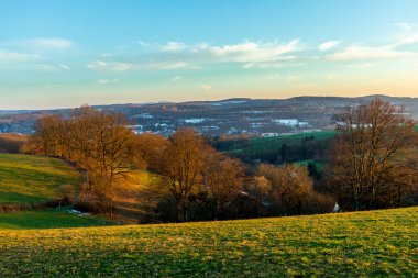 Schmalkalden 'in güzel, yarı keresteli kasabasında bir gün, her yönüyle, Thüringen.