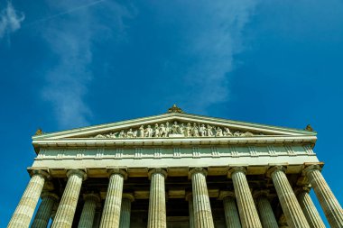 Donaustauf - Bavyera yakınlarındaki Tuna Deltası 'nda bahar yürüyüşü Almanya