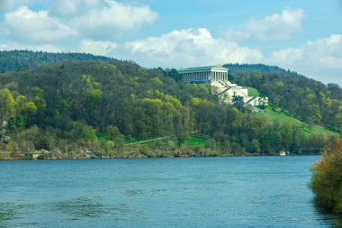 Donaustauf - Bavyera yakınlarındaki Tuna Deltası 'nda bahar yürüyüşü Almanya
