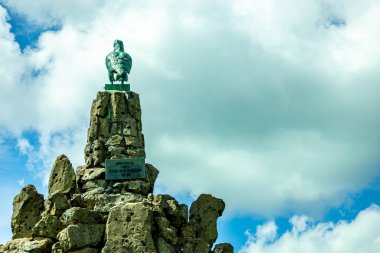 Wasserkuppe - Hesse - Almanya çevresindeki güzel Rhn dağlarında bahar yürüyüşü