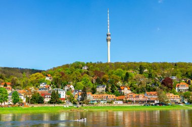 Meien 'den Dresden' e, Bad Schandau - Saksonya - Almanya üzerinden Elbe Bisiklet Yolu boyunca güzel bir bahar turu.