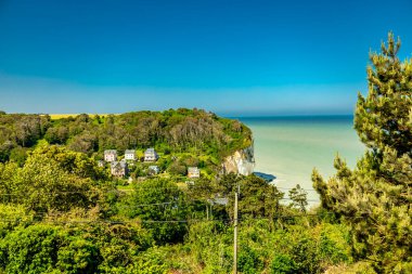Eşsiz Normandiya kırsalında güzel bir keşif turu Saint-Pierre-en-Port Fransa