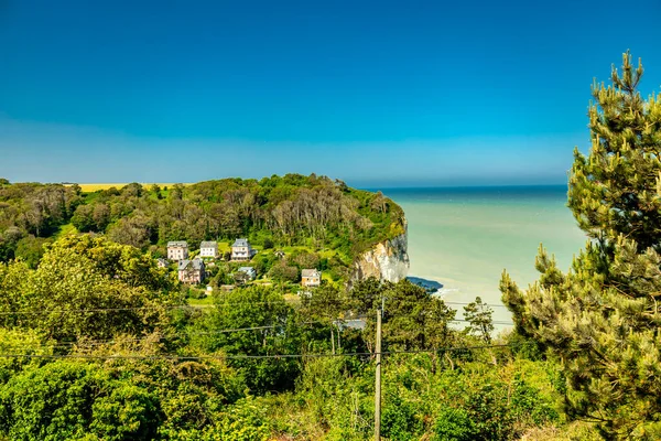 Eşsiz Normandiya kırsalında güzel bir keşif turu Saint-Pierre-en-Port Fransa