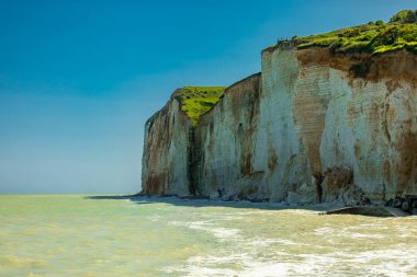 Eşsiz Normandiya kırsalında güzel bir keşif turu Saint-Pierre-en-Port Fransa