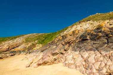 Brittany - Plvenon - Fransa 'da Manzaralı Işıklı Yol' da