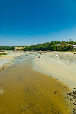 Güzel Brittany 'deki yolda, tüm röfleleriyle - Fransa