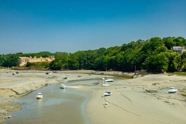 Güzel Brittany 'deki yolda, tüm röfleleriyle - Fransa