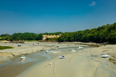 Güzel Brittany 'deki yolda, tüm röfleleriyle - Fransa