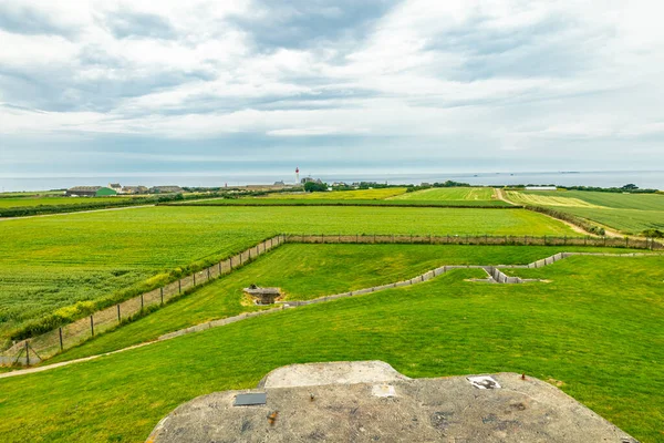 Plougonvelin-Fransa yakınlarındaki güzel Brittany 'deki Pointe Saint-Mathieu' de küçük bir keşif turu.