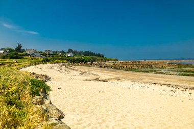 Pleubian, Fransa yakınlarındaki güzel Brittany 'deki Sillon de Talbert yarımadasına küçük bir keşif turu.