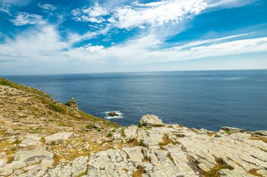 Plogoff, Fransa yakınlarındaki güzel Brittany 'de Pointe du Raz' a küçük bir keşif turu.