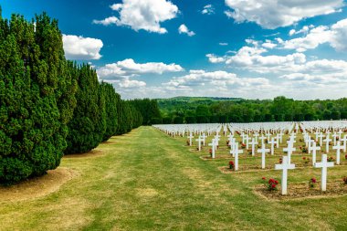 Douaumont Ossuary 'nin tarihi keşif turu Verdun şehrinin kapılarında - Büyük Est - Fransa