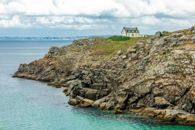 Güzel Brittany 'deki yolda, tüm röfleleriyle - Phare du Millier - Fransa