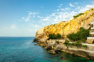 Cala Sant Vicen körfezinde, Mallorca 'nın güzel Balearic adasında tatil atmosferi