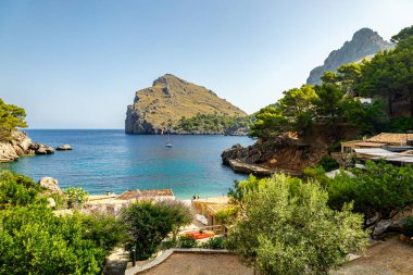 Mallorca-Sller-İspanya 'nın güzel Balear adasının batısındaki yolda.