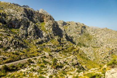 Mallorca-Sller-İspanya 'nın güzel Balear adasının batısındaki yolda.