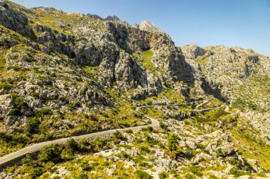 Mallorca-Sller-İspanya 'nın güzel Balear adasının batısındaki yolda.