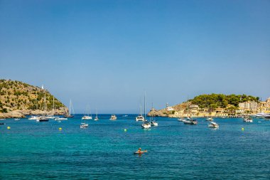 Mallorca-Sller-İspanya 'nın güzel Balear adasının batısındaki yolda.