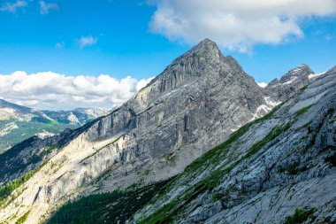 Güzel Berchtesgaden Alpleri 'nden geçerek Watzmann - Berchtesgaden - Bavyera - Almanya