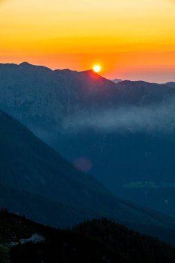 Güzel Berchtesgaden Alpleri 'nden geçerek Watzmann - Berchtesgaden - Bavyera - Almanya