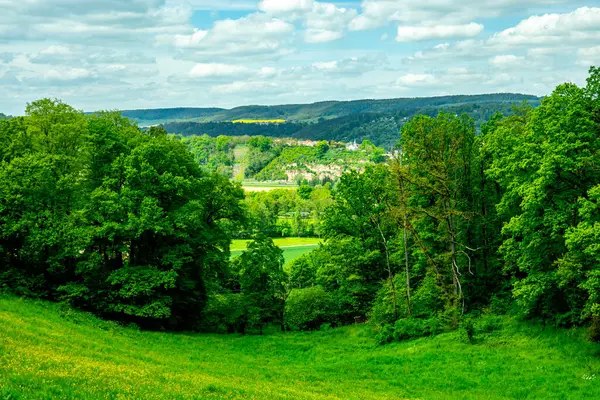 サエール渓谷を巡る夏のハイキングツアー カーラ近くの美しいルーチェンブルク チューリンガー ドイツ — ストック写真