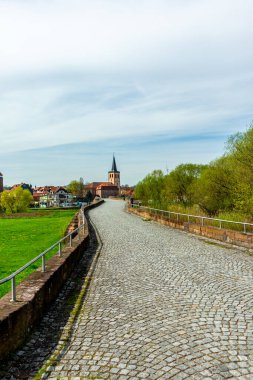 Vacha-Thüringen yakınlarındaki Werra Vadisi 'nde bisiklet gezisi.