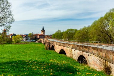 Vacha-Thüringen yakınlarındaki Werra Vadisi 'nde bisiklet gezisi.