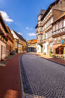 Almanya 'nın Saksonya-Anhalt şehrindeki güzel, yarı keresteli Stolberg kasabasında güney Harz bölgesini keşfediyor.