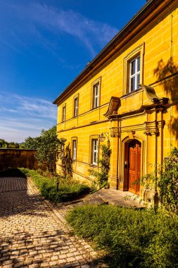 Bad Staffelstein - Bavyera - Almanya yakınlarındaki Yukarı Franconian kırsalında yaz yürüyüşü