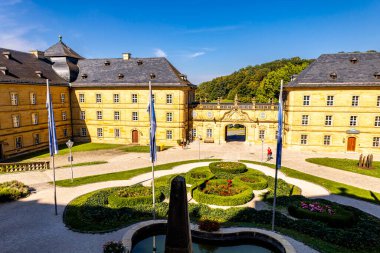 Bad Staffelstein - Bavyera - Almanya yakınlarındaki Yukarı Franconian kırsalında yaz yürüyüşü
