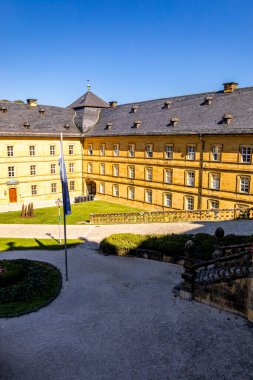 Bad Staffelstein - Bavyera - Almanya yakınlarındaki Yukarı Franconian kırsalında yaz yürüyüşü