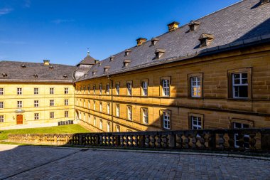Bad Staffelstein - Bavyera - Almanya yakınlarındaki Yukarı Franconian kırsalında yaz yürüyüşü