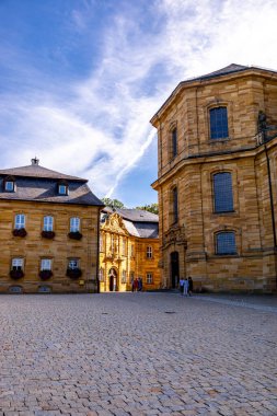 Bad Staffelstein - Bavyera - Almanya yakınlarındaki Yukarı Franconian kırsalında yaz yürüyüşü