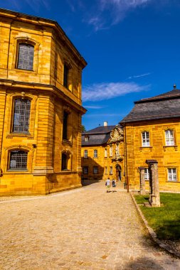 Bad Staffelstein - Bavyera - Almanya yakınlarındaki Yukarı Franconian kırsalında yaz yürüyüşü