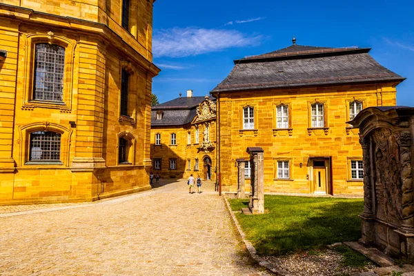 Bad Staffelstein - Bavyera - Almanya yakınlarındaki Yukarı Franconian kırsalında yaz yürüyüşü