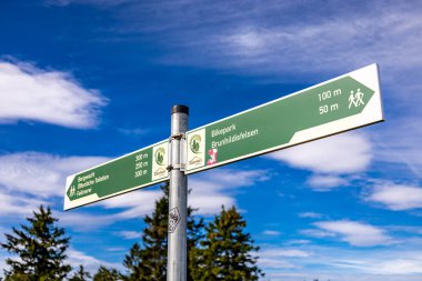 Feldberg 'deki Hochtaunus' ta güzel bir yürüyüş, güzel bir yaz günü, Hesse - Almanya